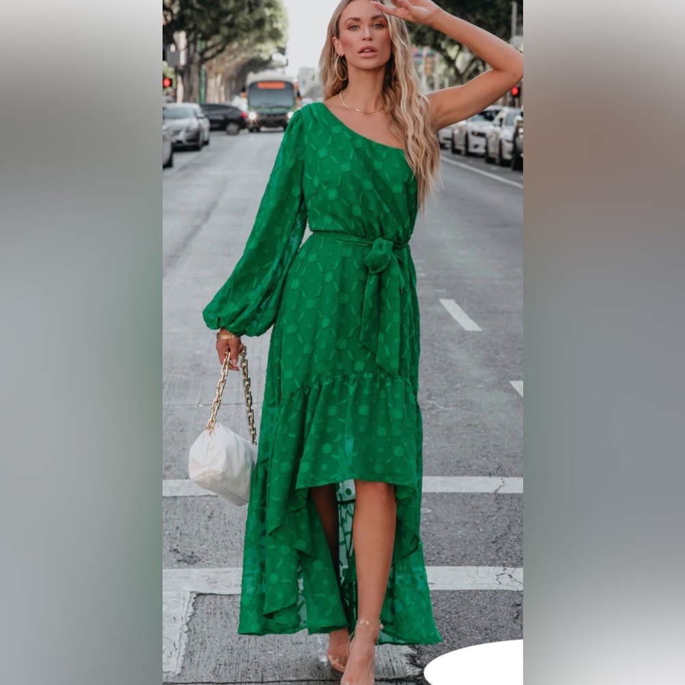 One shoulder dress